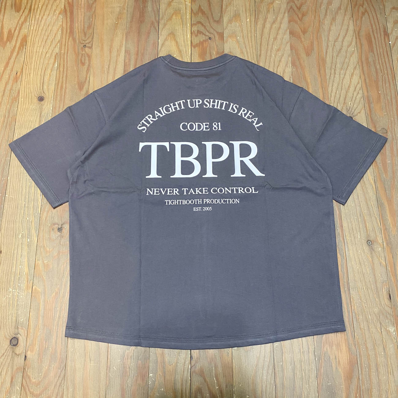 TIGHTBOOTH STRAIGHT UP S/S T-SHIRT