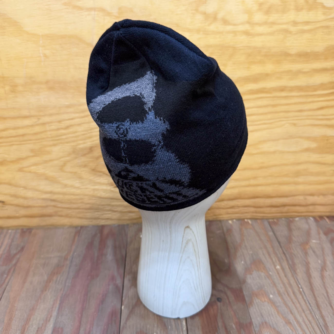 EVISEN ATARI LOGO BEANIE