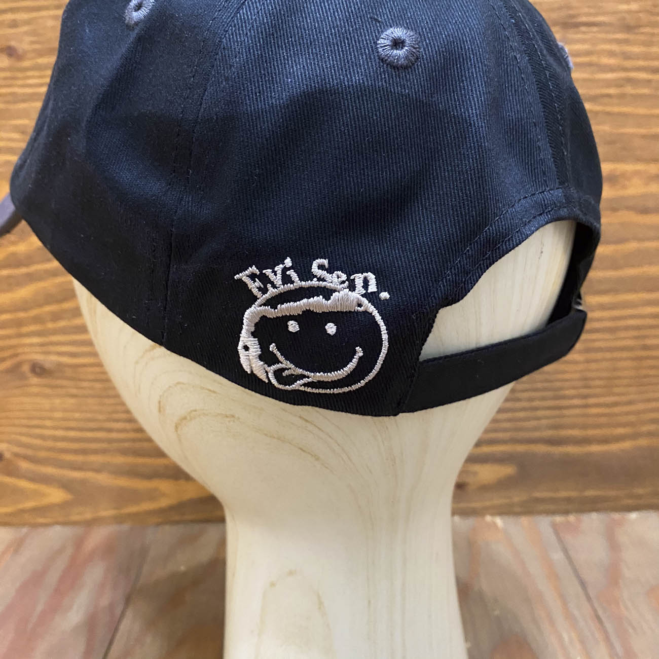 EVISEN ONE-UP 6 PANEL CAP