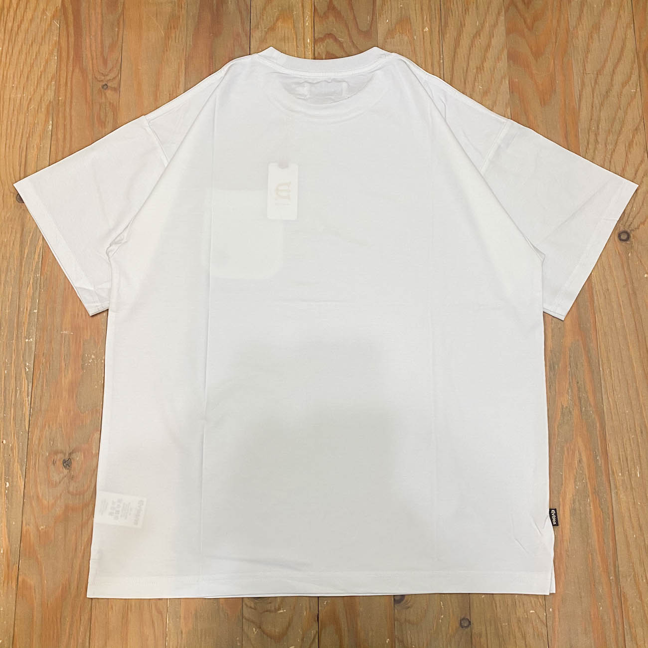 EVISEN POCKET LOGO TECH TEE