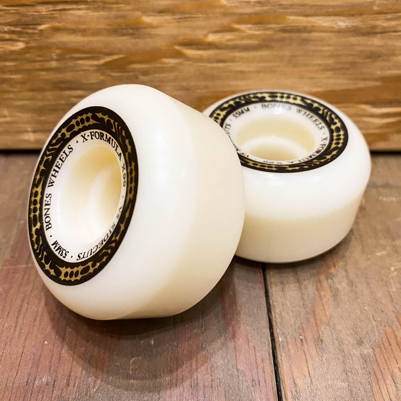 BONES　X-FORMULA V5 SIDECUTS 99A 53mm 