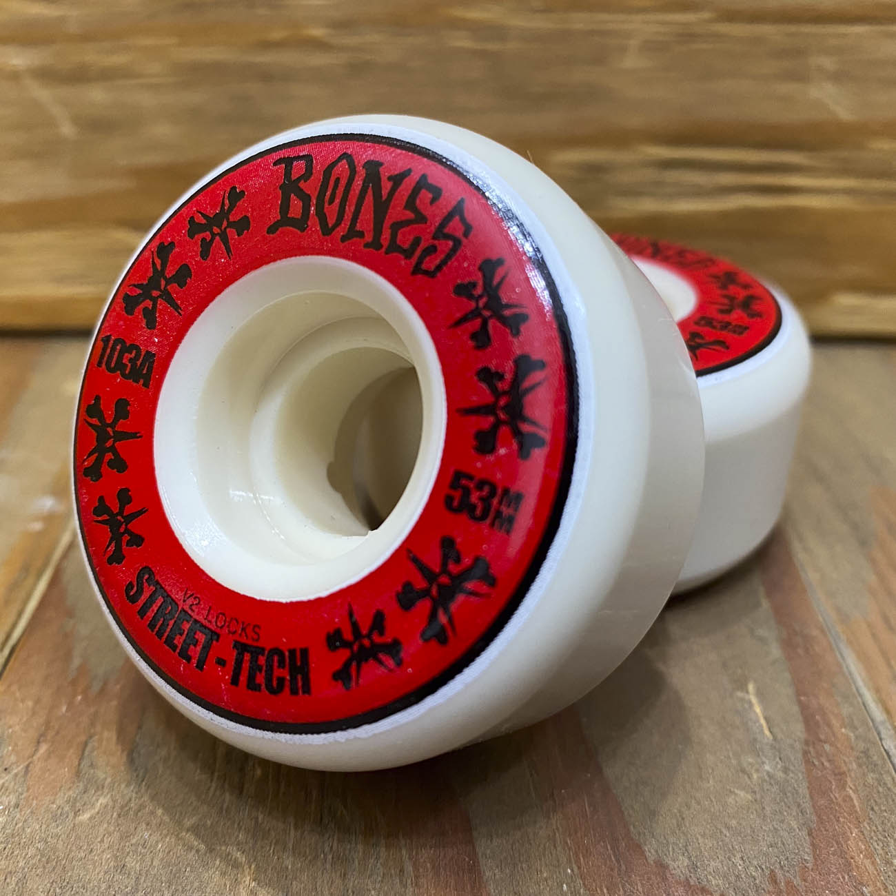 【スクエア】 BONES STF LOCKS V2 103A 53mm