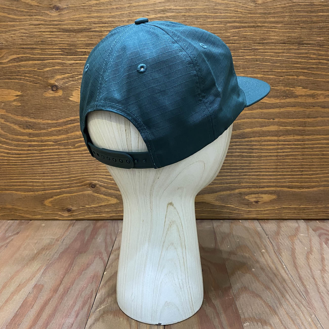 QUASI IMAGINE 6-PANEL HAT