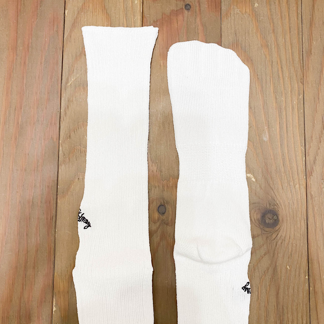 WHIMSY V-EMJAY SOX 