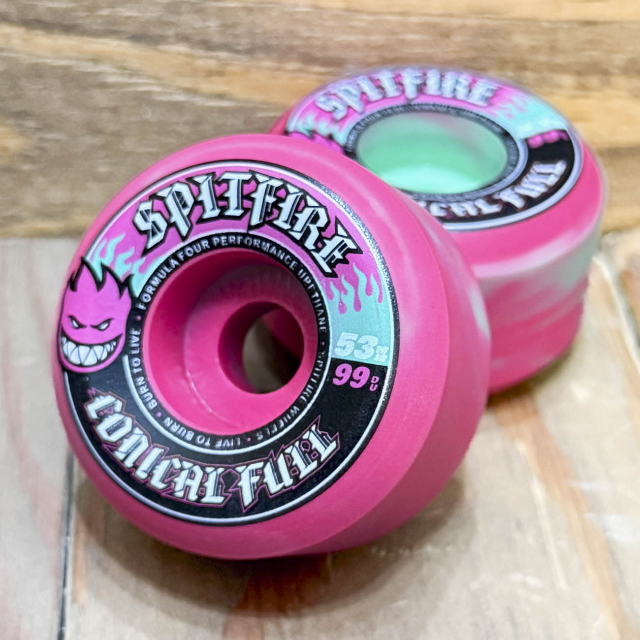 スクエア】SPITFIRE F4 CONICAL FULL SWIRL 99A 53mm | 東京のスケート