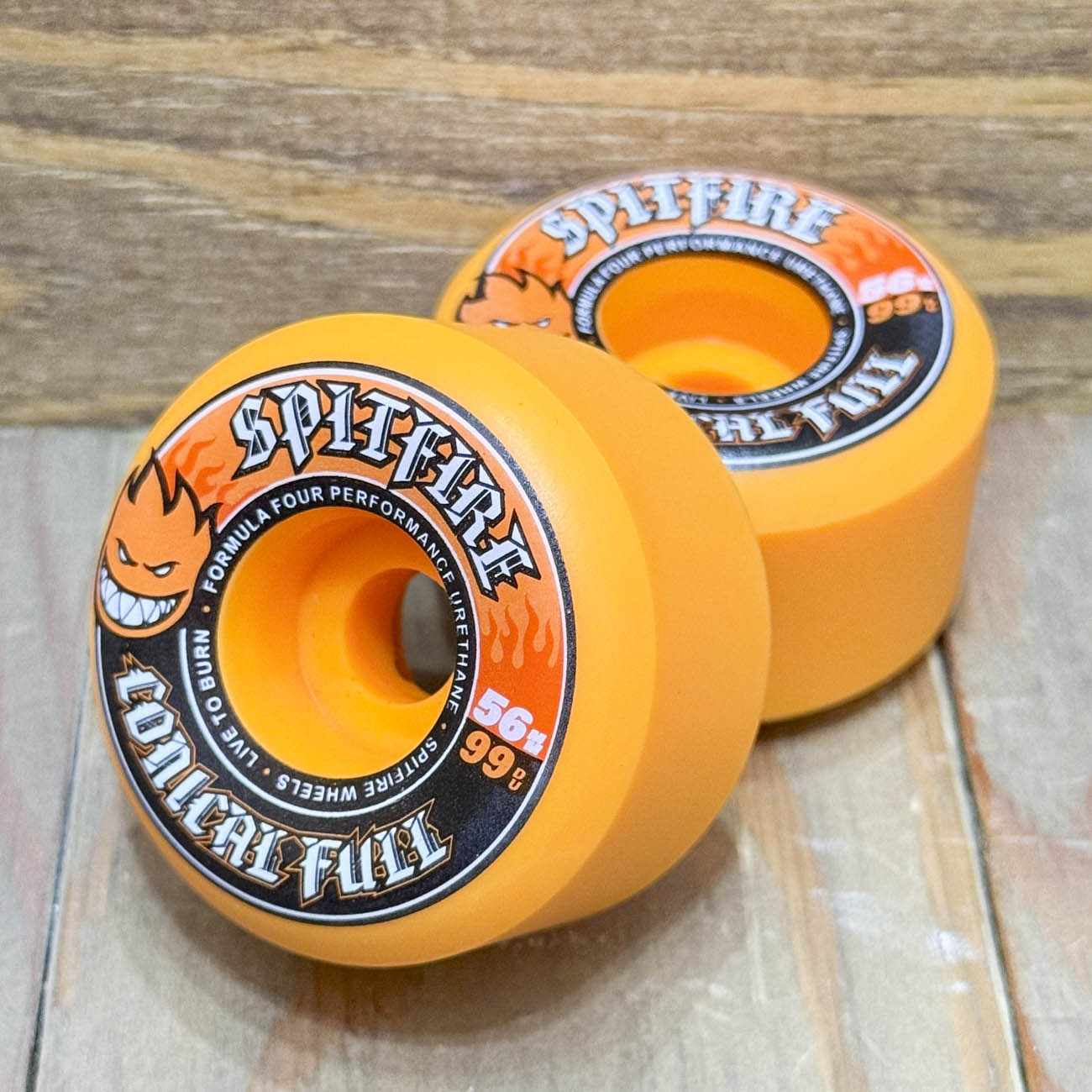 スクエア】SPITFIRE F4 CONICAL FULL ORANGE 99A 56mm | 東京の