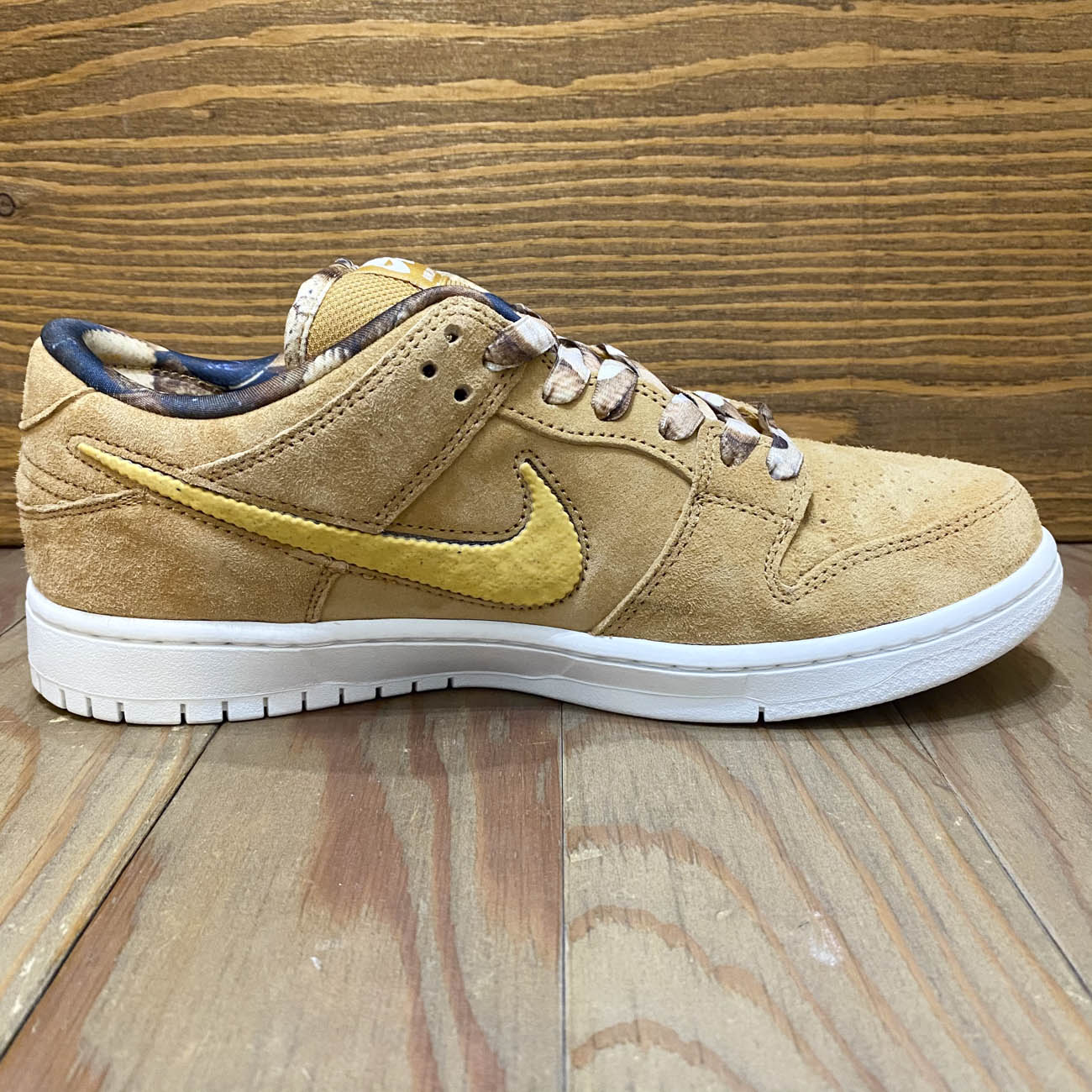 NIKE SB DUNK LOW PRO QS