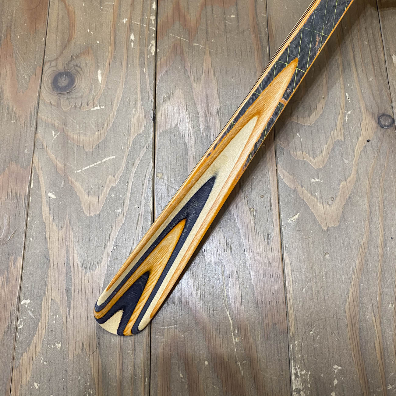 TAMILAB SHOEHORN x SKATEBOARD (靴べら）