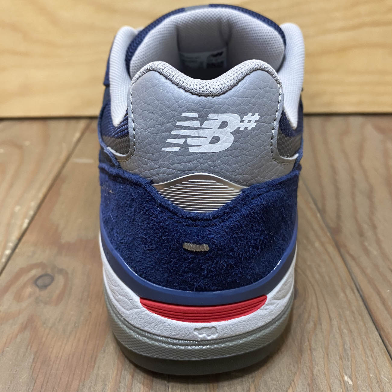 NB NUMERIC ANDREW REYNOLDS UN933 LNV