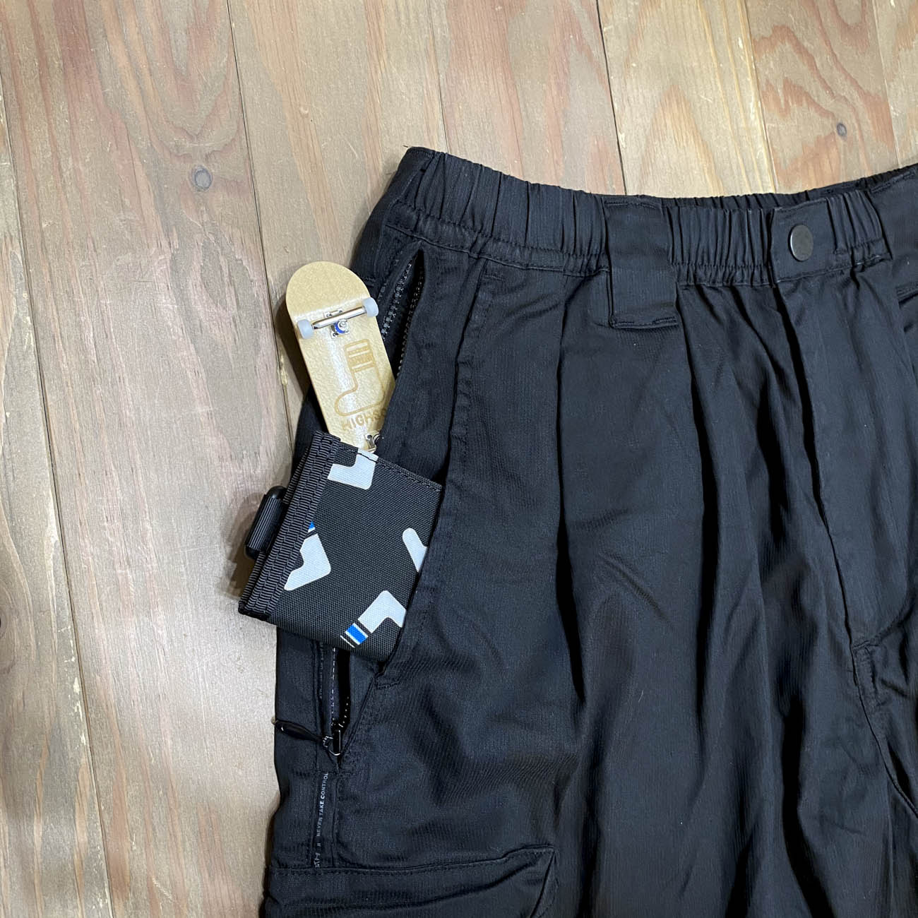 TIGHTBOOTH STRIPE BAGGY CARGO PANTS