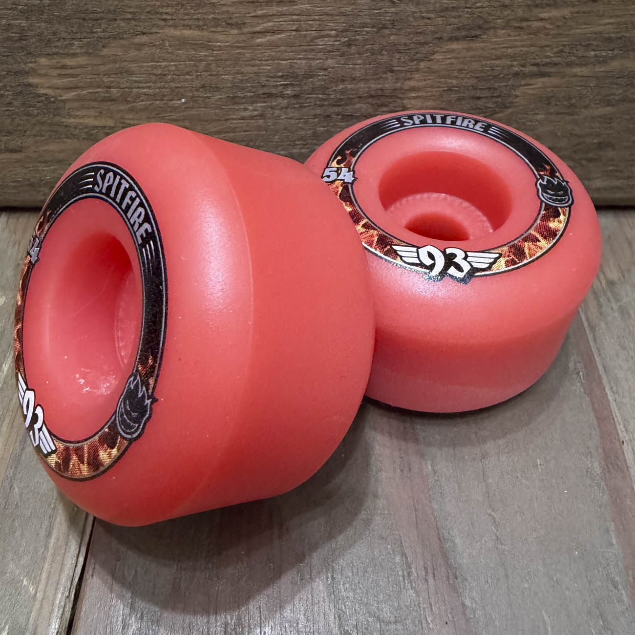 【スクエア】　SPITFIRE F4 RADIAL PINK 93A 54mm