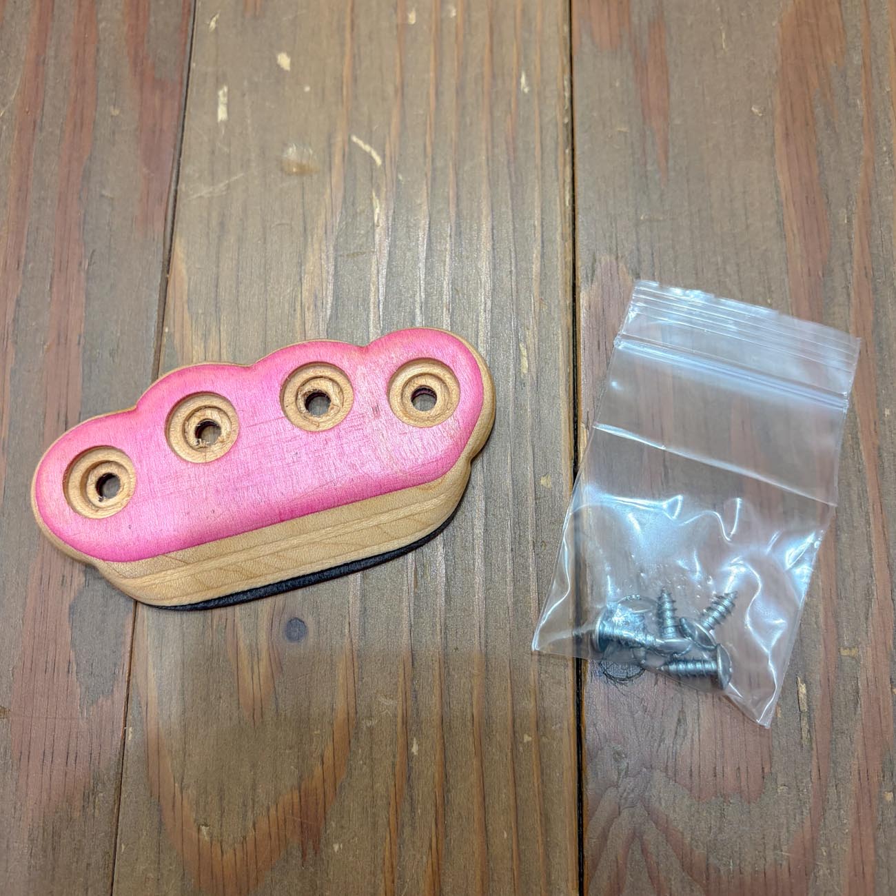 FIRST SKATES KNUCKLE SLIDER