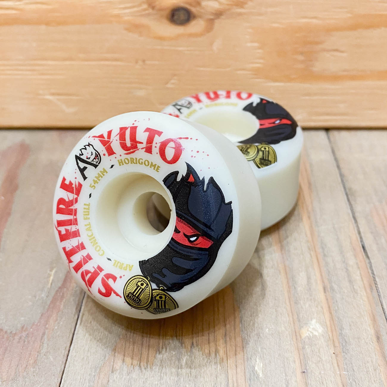 【スクエア】SPITFIRE x APRIL YUTOF4 CONICAL FULL 99A 54mm