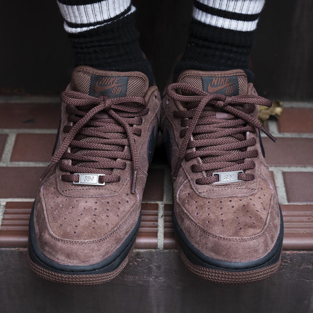 NIKE SB AIR FORCE 1 CHOCO