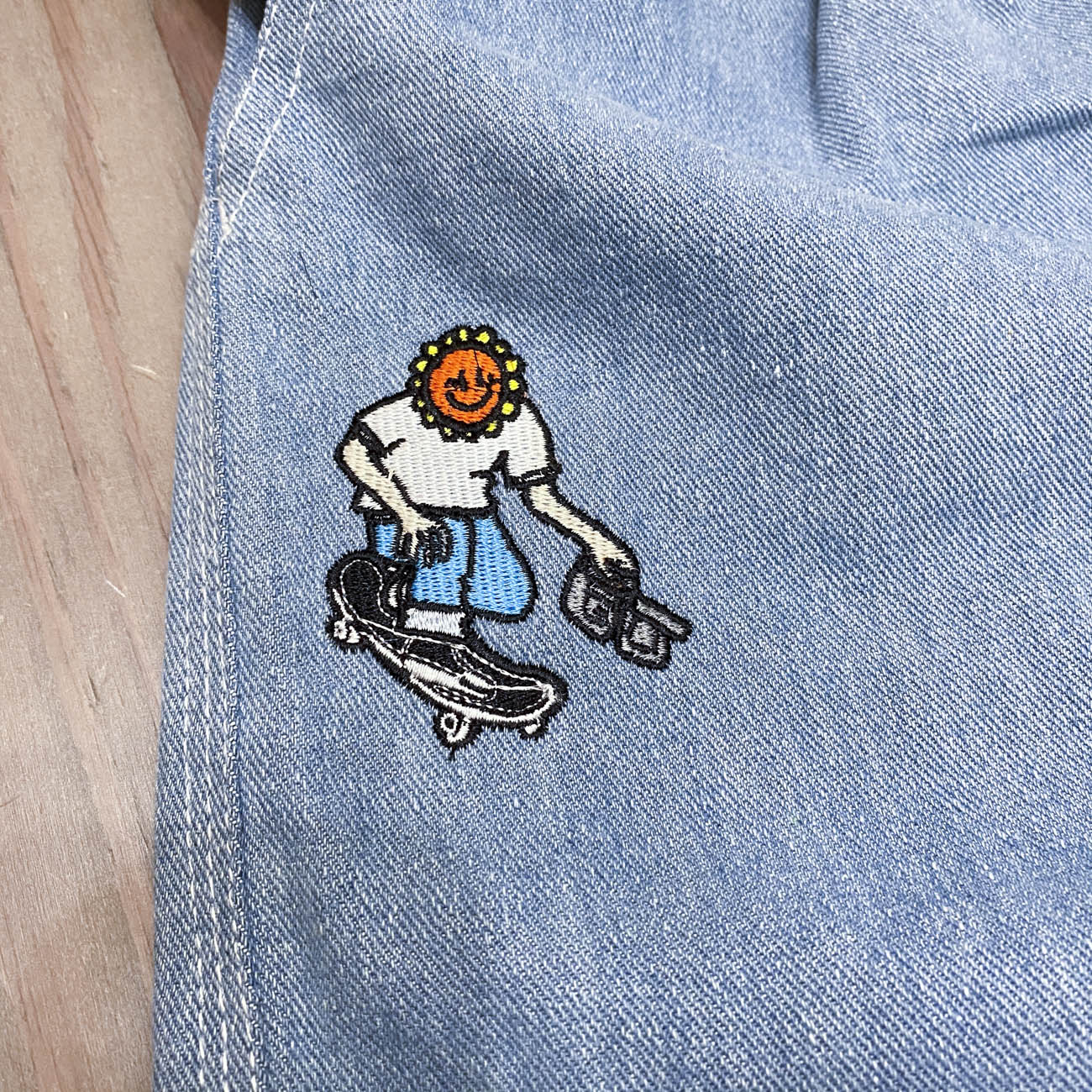 TELEVISI STAR LIGHT BLUE DENIM SUNNY FILMER