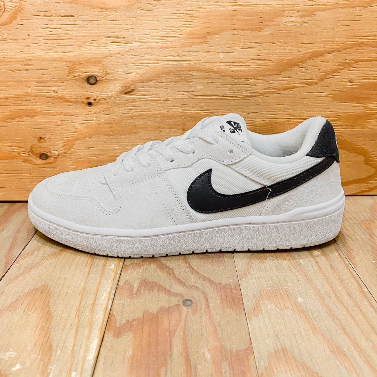 NIKE SB CODE 58 WHITE/BLACK