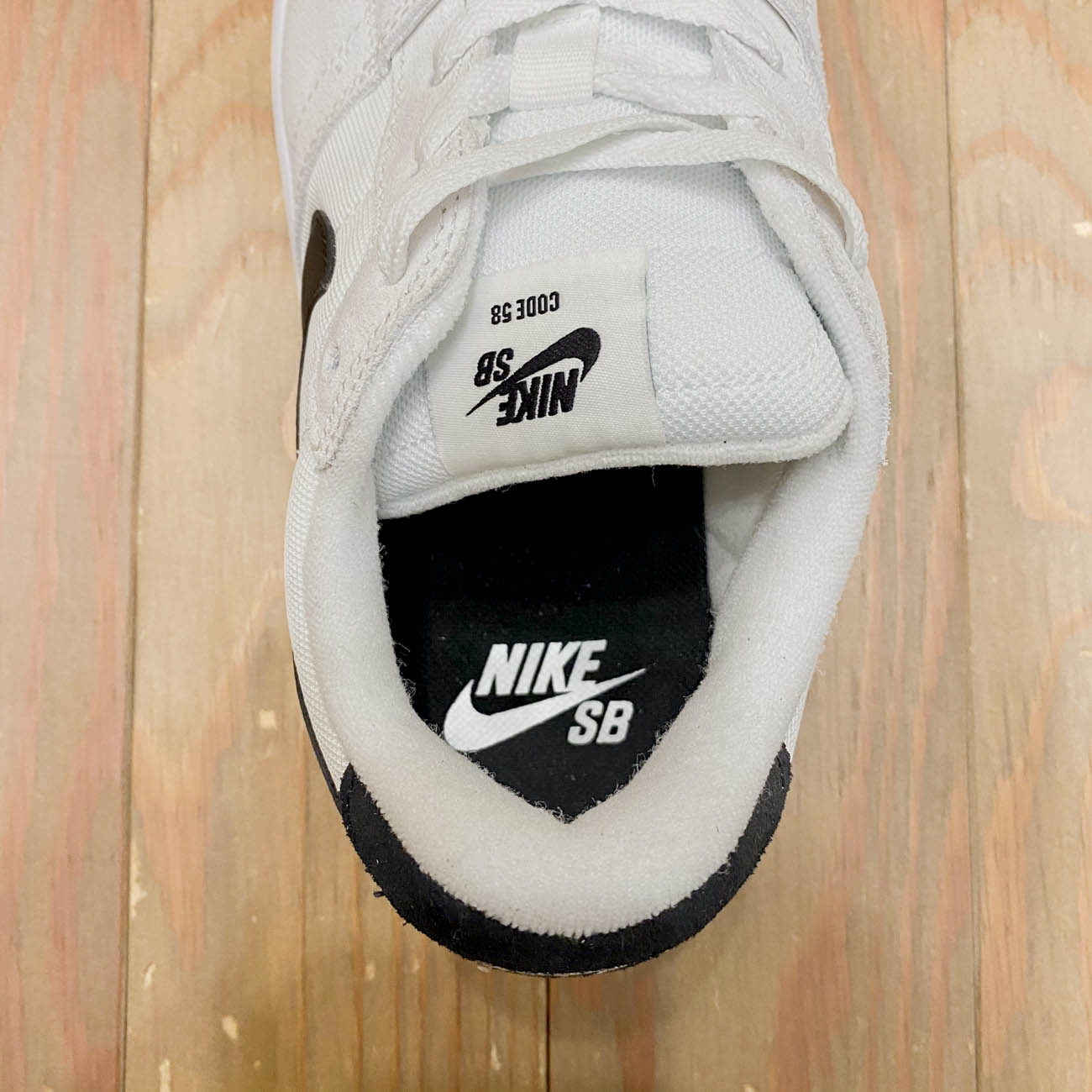 NIKE SB CODE 58 WHITE/BLACK