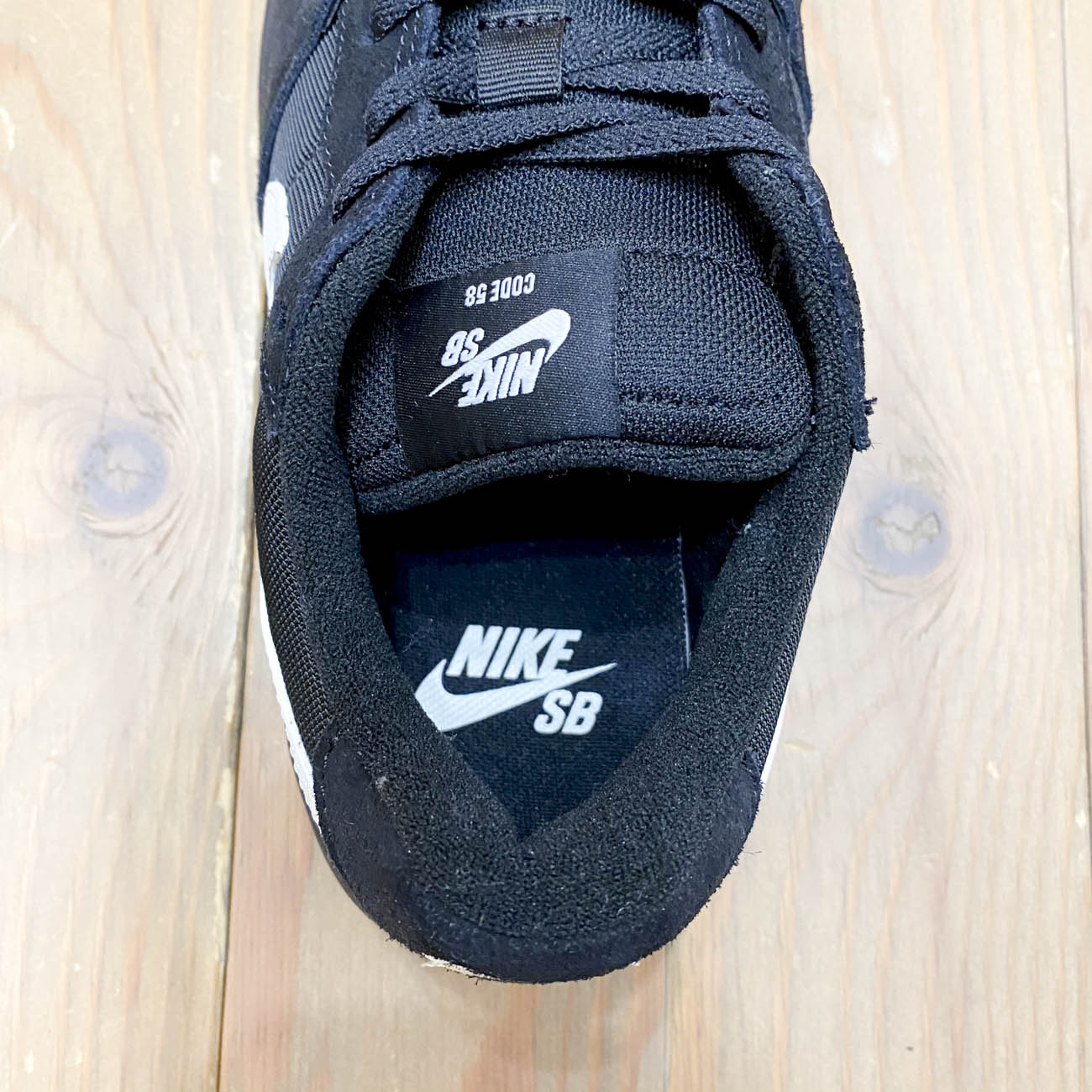 NIKE SB CODE 58 BLACK/WHITE
