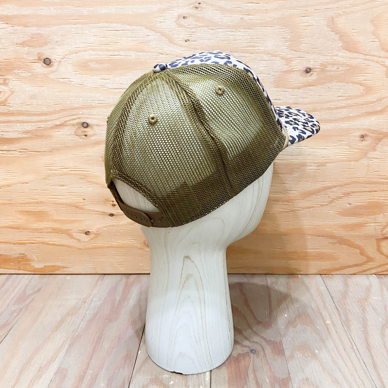 HARDIES RHINSTONE TRUCKERHATS