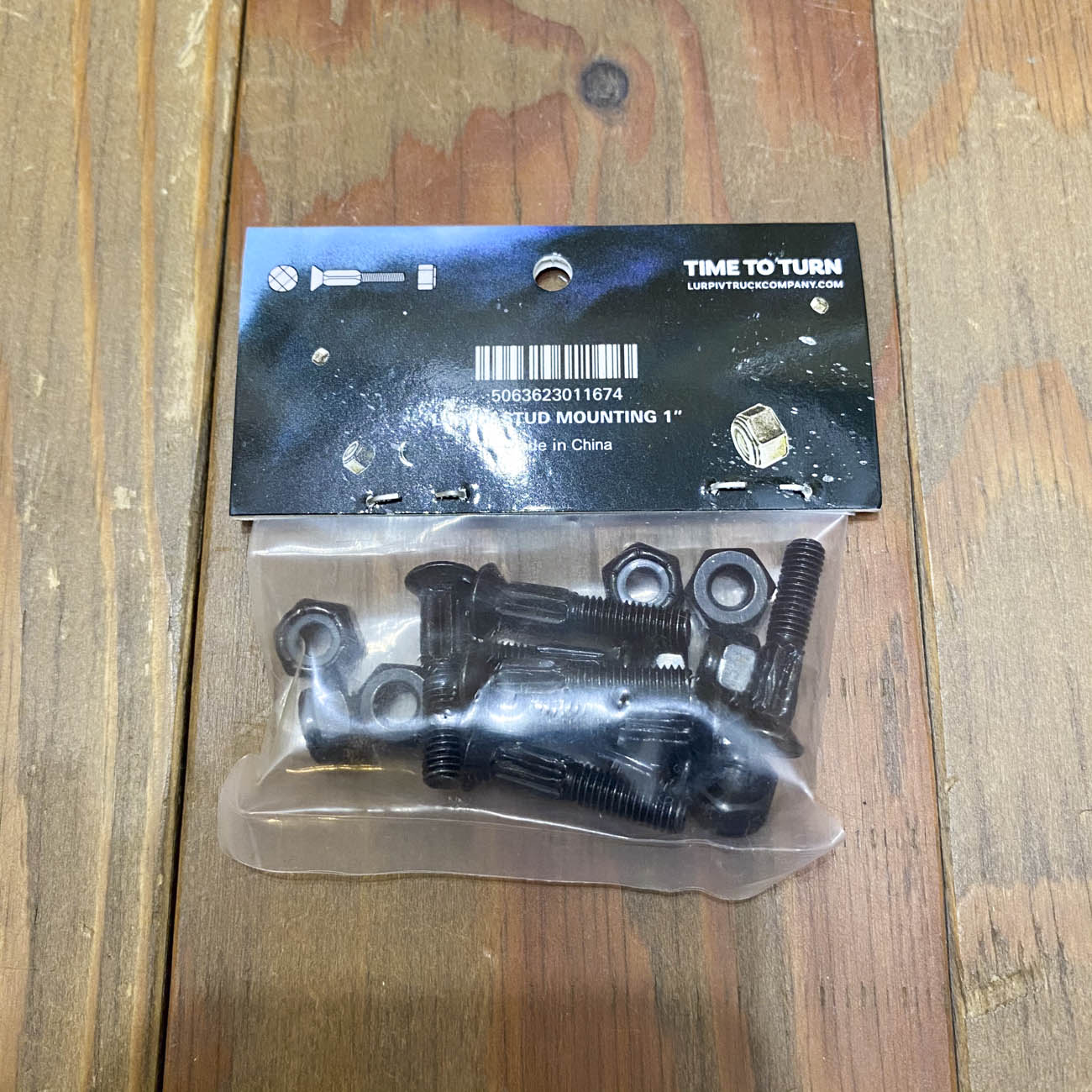 【1inch 打ち込み式】LURPIV STUDS 