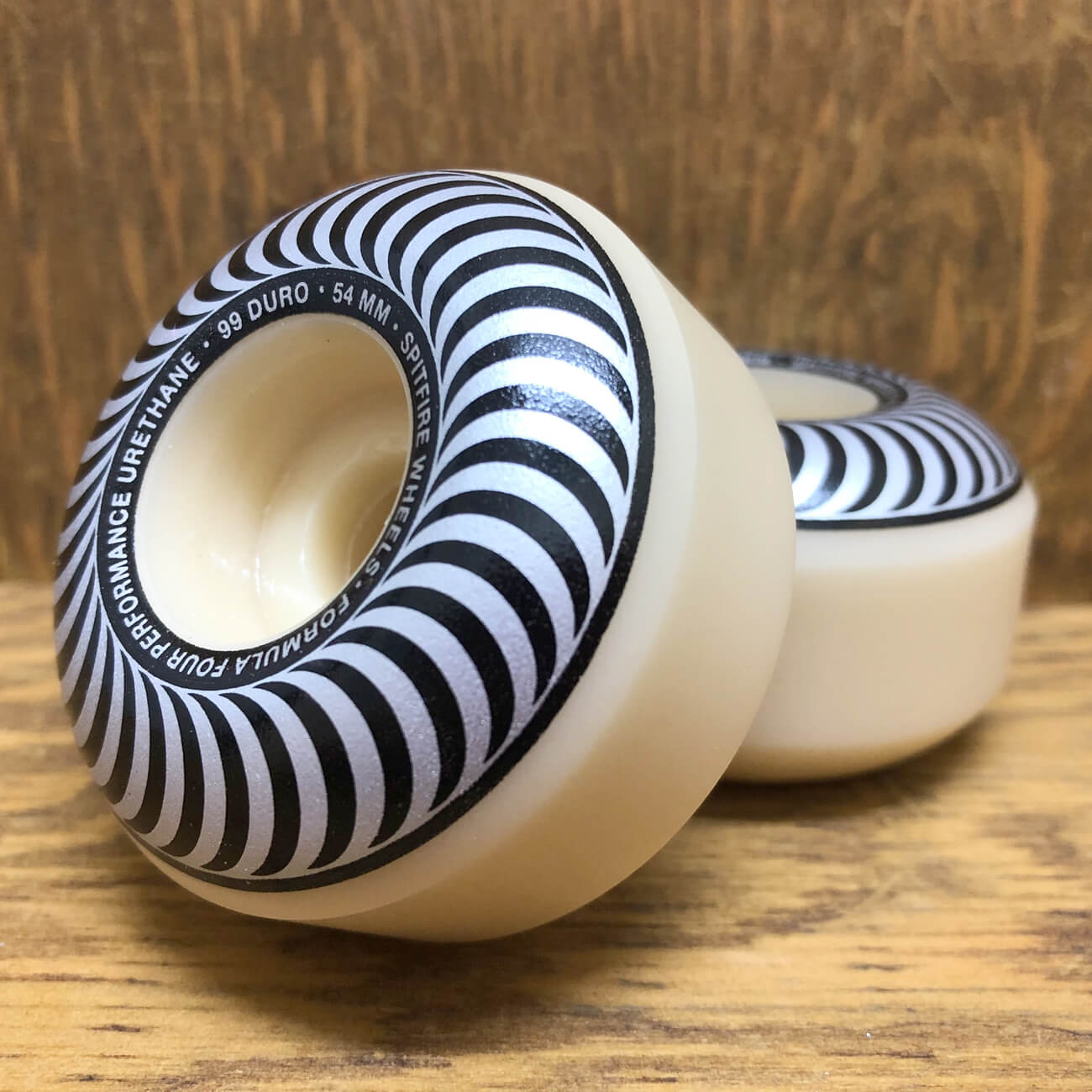 【ノーマル】SPITFIRE F4 CLASSIC 99A 54mm