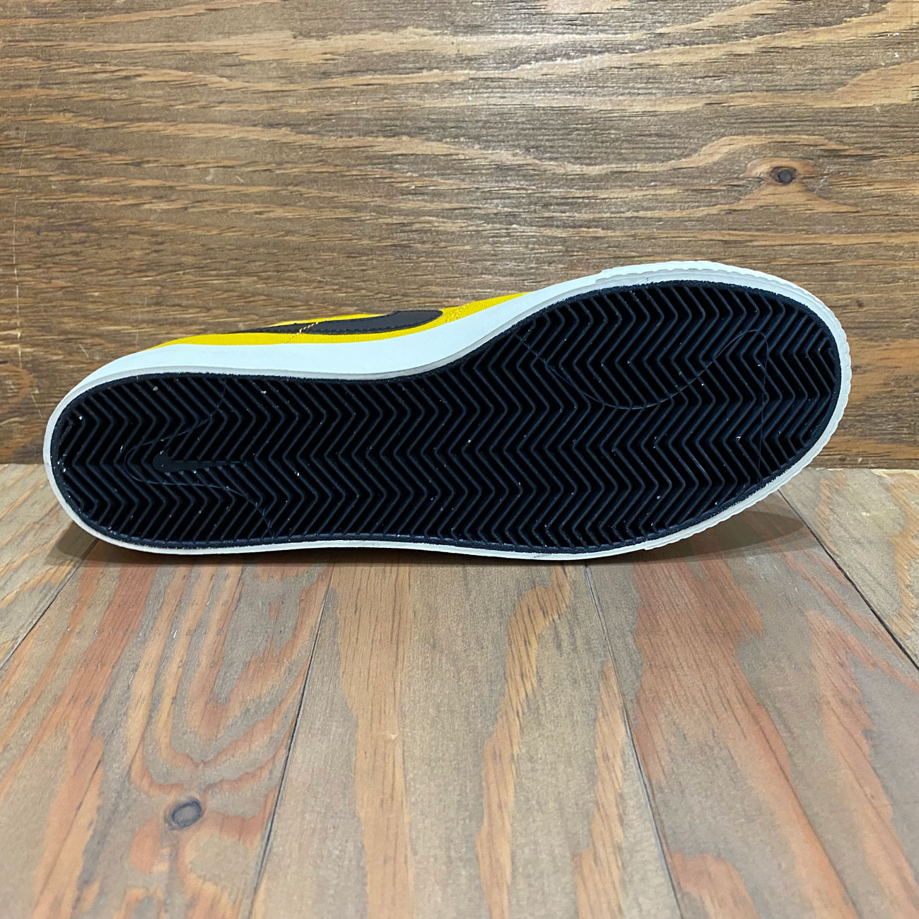 Nike Sb Blzr Court Dvdl Dark Sulfur Highsox Skateboards