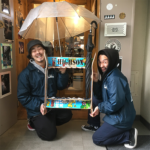 NEW傘立てが仲間入り！