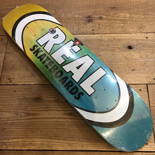スケートボード　デッキ　REAL 8.5 新品未使用、送料込み